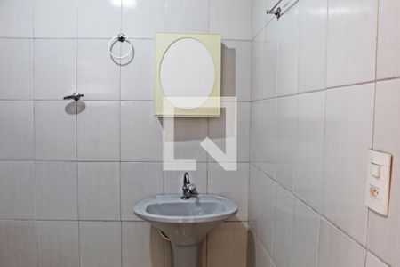 Casa à venda com 350m², 3 quartos e 2 vagasBanheiro 3