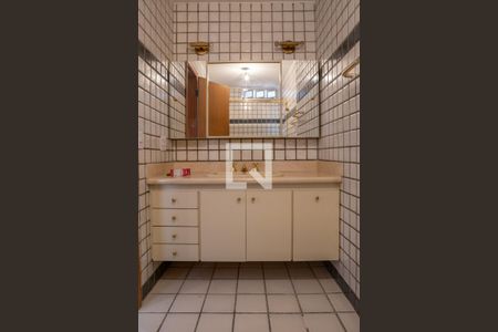 Apartamento à venda com 98m², 3 quartos e 1 vagaBanheiro da Suíte