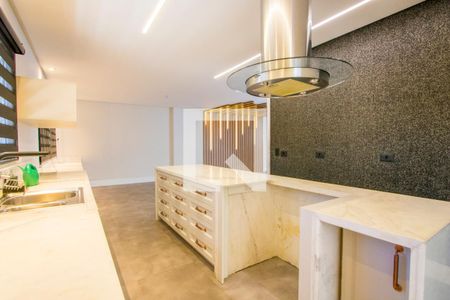 Casa à venda com 470m², 3 quartos e 3 vagasCozinha