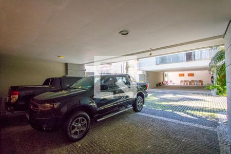 Casa à venda com 470m², 3 quartos e 3 vagasGaragem