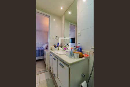 Apartamento para alugar com 90m², 1 quarto e 2 vagasBanheiro da Suíte