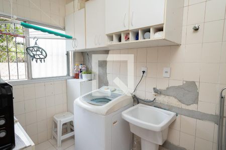 Apartamento à venda com 110m², 3 quartos e 1 vagaÁrea de Serviço