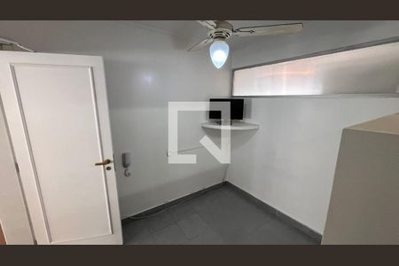 Apartamento à venda com 170m², 3 quartos e 2 vagasCopa