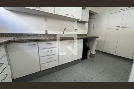 Apartamento à venda com 170m², 3 quartos e 2 vagasCozinha