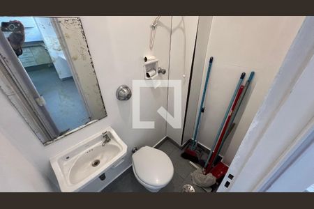 Apartamento à venda com 170m², 3 quartos e 2 vagasBanheiro de serviço