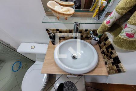 Apartamento à venda com 79m², 3 quartos e 1 vaga Apartamento à venda com 79m², 3 quartos e 1 vagaBanheiro Social