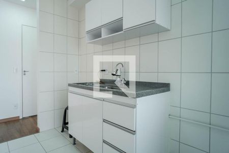 Cozinha de apartamento para alugar com 2 quartos, 47m² em Jardim Brasília (zona Leste), São Paulo