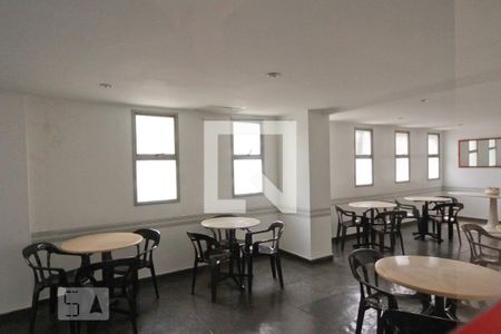 Apartamento à venda com 39m², 1 quarto e 1 vaga Apartamento à venda com 39m², 1 quarto e 1 vagaÁrea comum - Salão de festas