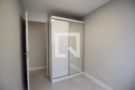 Quarto 1 de apartamento para alugar com 2 quartos, 52m² em Anil, Rio de Janeiro
