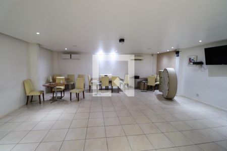 Apartamento para alugar com 52m², 2 quartos e 1 vaga Apartamento para alugar com 52m², 2 quartos e 1 vagaÁrea comum - Salão de festas