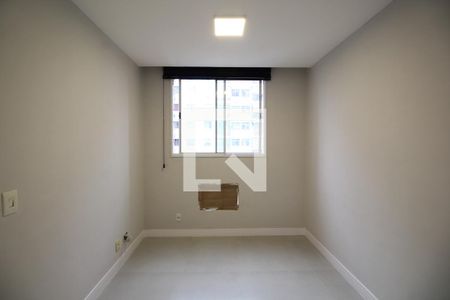 Quarto 2 de apartamento para alugar com 2 quartos, 52m² em Anil, Rio de Janeiro