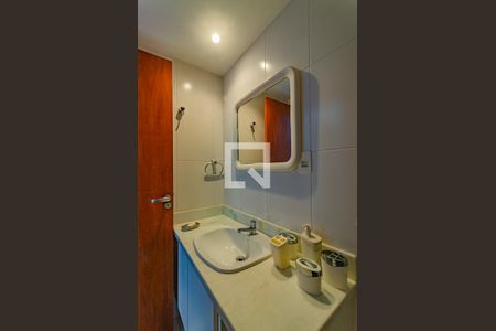 Apartamento à venda com 57m², 1 quarto e 1 vaga Apartamento à venda com 57m², 1 quarto e 1 vagaBanheiro