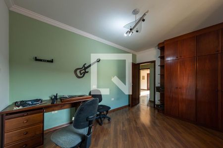 Casa à venda com 270m², 5 quartos e 5 vagas Casa à venda com 270m², 5 quartos e 5 vagasQuarto