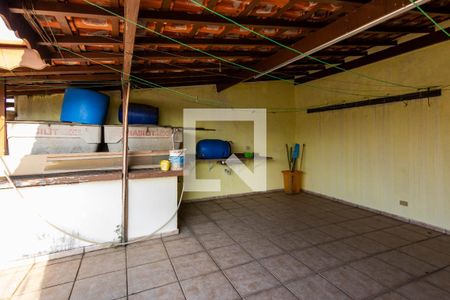 Casa à venda com 270m², 5 quartos e 5 vagas Casa à venda com 270m², 5 quartos e 5 vagasÁrea comum