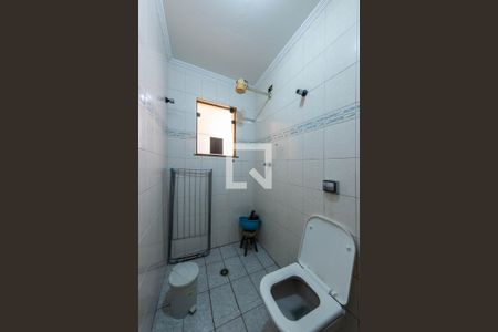 Casa à venda com 270m², 5 quartos e 5 vagas Casa à venda com 270m², 5 quartos e 5 vagasBanheiro