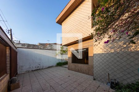 Casa à venda com 270m², 5 quartos e 5 vagas Casa à venda com 270m², 5 quartos e 5 vagasÁrea comum