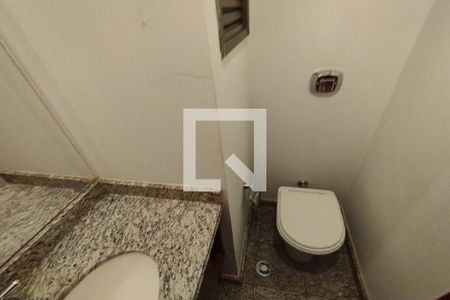 Apartamento para alugar com 163m², 3 quartos e 2 vagasBanheiro