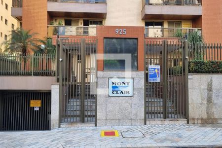 Apartamento para alugar com 163m², 3 quartos e 2 vagasFachada