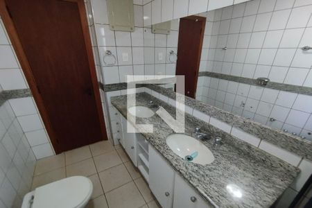 Apartamento para alugar com 163m², 3 quartos e 2 vagasBanheiro
