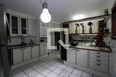 Casa à venda com 386m², 4 quartos e 4 vagasCozinha