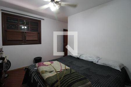 Casa à venda com 386m², 4 quartos e 4 vagasSuíte 2