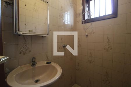 Casa à venda com 386m², 4 quartos e 4 vagasBanheiro de serviço