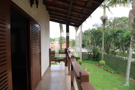 Casa à venda com 386m², 4 quartos e 4 vagasSacada da suíte 1