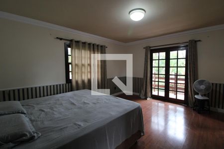 Casa à venda com 386m², 4 quartos e 4 vagasSuíte 1