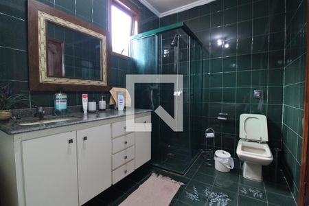 Casa à venda com 386m², 4 quartos e 4 vagasBanheiro da suíte 1