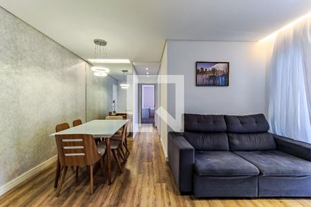 Sala de apartamento para alugar com 3 quartos, 84m² em Vila Suzana, São Paulo