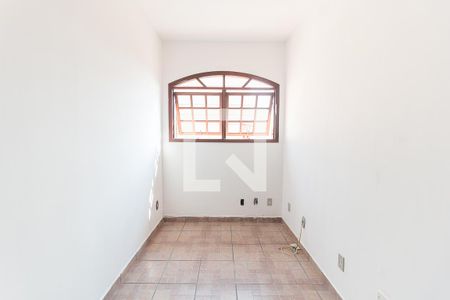 Hall de casa para alugar com 2 quartos, 350m² em Jardim Camila, Mogi das Cruzes
