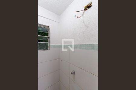 Banheiro de casa para alugar com 1 quarto, 39m² em Vila Brasil, São Paulo