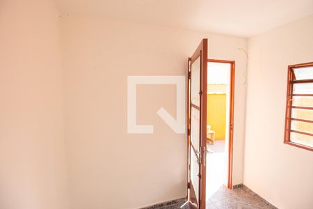 Sala de casa para alugar com 2 quartos, 70m² em Vila Santa Teresinha, São Paulo