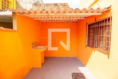 Casa para alugar com 70m², 2 quartos e sem vagaÁrea de Serviço / Quintal