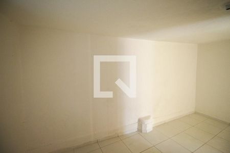 Quarto 2 de casa para alugar com 2 quartos, 70m² em Vila Santa Teresinha, São Paulo