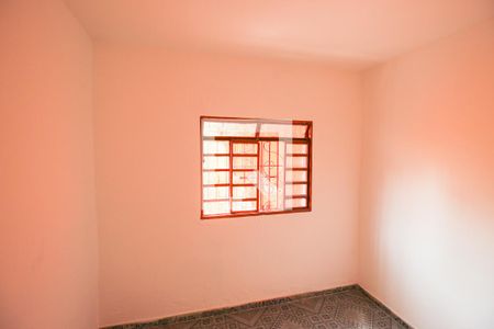 Quarto 1 de casa para alugar com 2 quartos, 70m² em Vila Santa Teresinha, São Paulo