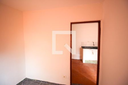 Quarto 1 de casa para alugar com 2 quartos, 70m² em Vila Santa Teresinha, São Paulo