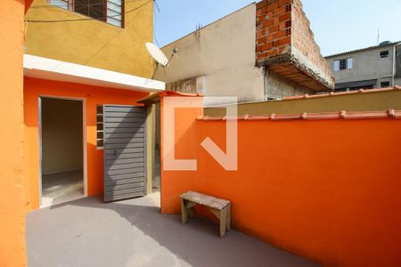 Casa para alugar com 70m², 2 quartos e sem vagaÁrea de Serviço / Quintal