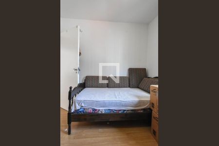 Apartamento à venda com 75m², 2 quartos e 1 vagaQuarto 02