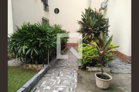 Apartamento para alugar com 59m², 3 quartos e 1 vagaHall social
