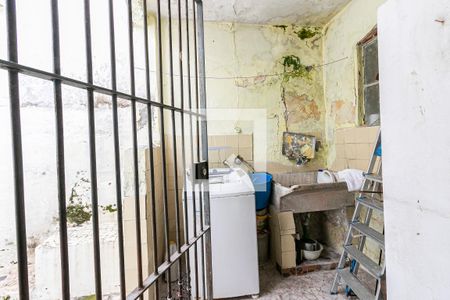 Casa à venda com 130m², 3 quartos e 2 vagas Casa à venda com 130m², 3 quartos e 2 vagasÁrea de Serviço