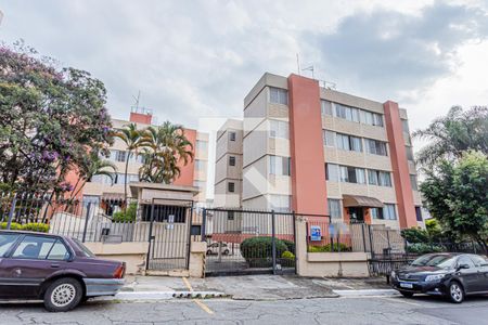 Apartamento para alugar com 57m², 2 quartos e 1 vagaFachada