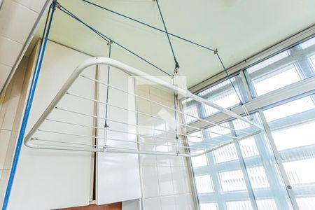 Apartamento para alugar com 57m², 2 quartos e 1 vagaÁrea de Serviço