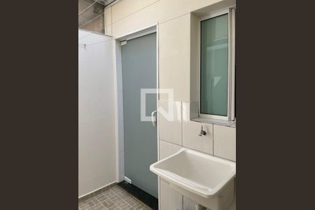 Casa de condomínio à venda com 68m², 2 quartos e 1 vaga Casa de condomínio à venda com 68m², 2 quartos e 1 vagaÁrea de Serviço