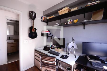 Quarto 1 de casa de condomínio para alugar com 2 quartos, 45m² em Parque Fongaro, São Paulo