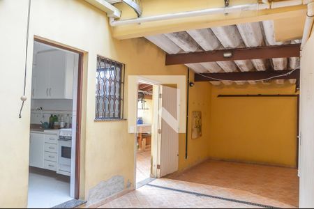 Casa à venda com 162m², 2 quartos e 2 vagasQuintal