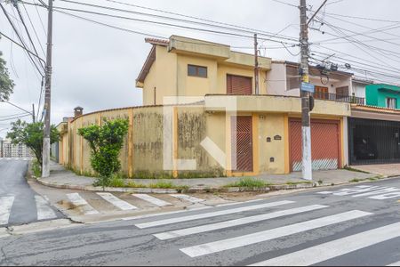 Casa à venda com 162m², 2 quartos e 2 vagasFachada