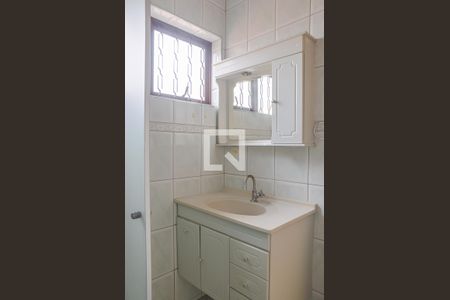 Casa à venda com 162m², 2 quartos e 2 vagasBanheiro