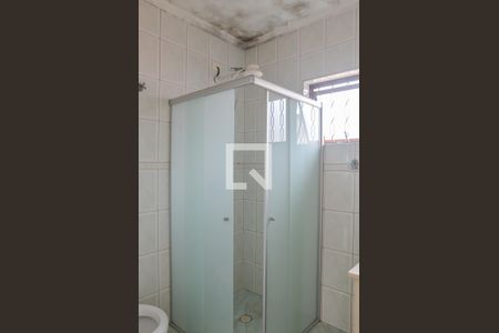 Casa à venda com 162m², 2 quartos e 2 vagasBanheiro