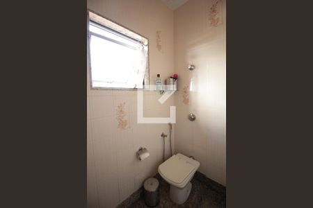 Banheiro da Suite de casa à venda com 3 quartos, 150m² em Guarani, Belo Horizonte